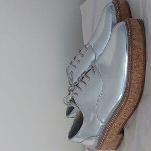Silver Aldo Shoes Cork Heel Womens Size 8 Metallic Oxford with Laces